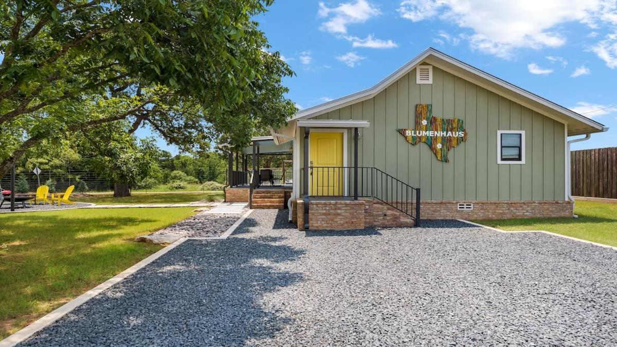 Blumenhaus Sleeps 6 Full Kitchen Plus Hot Tub Fredericksburg Luaran gambar